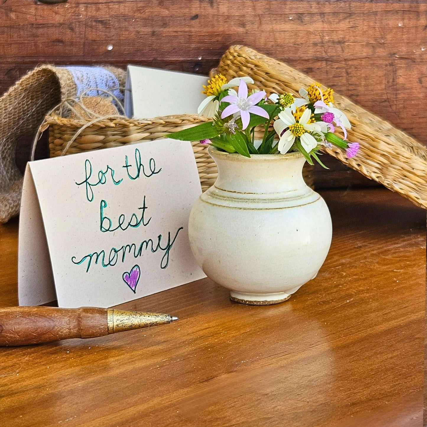 Cute Little Ceramic Vase for New Moms - Mommy Pot with Poem Card - Cream